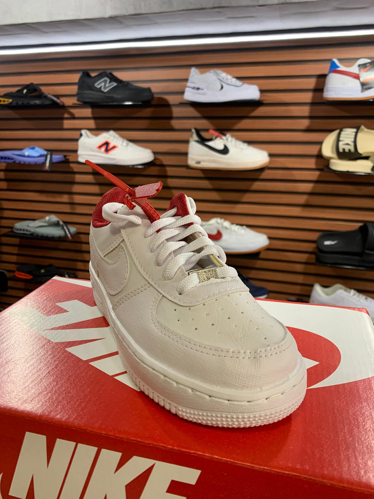 Nike Air Force Red
